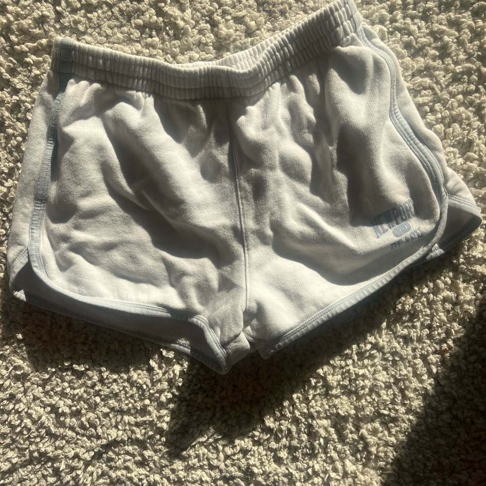 brandy melville newport beach rosa sweatshorts